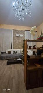 Queen' palase - Tbilisi - 0