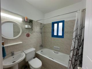 Cozy 2-bd ap near the sea! - Paphos - 8