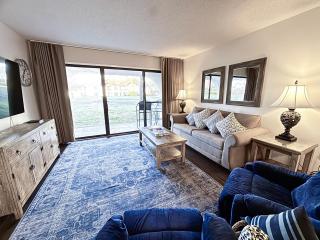 Edgewater Villa 0608 'Sunny by the Sea' - 9