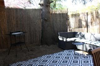 Chalet 2 en bois avec accès piscine - Nimes - 9