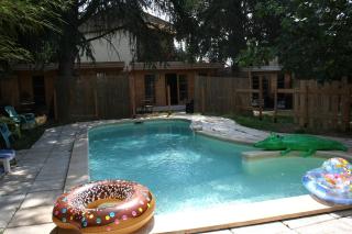 Chalet 2 en bois avec accès piscine - Nimes - 2