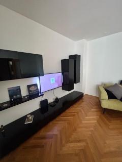 Good vibe space! - 5