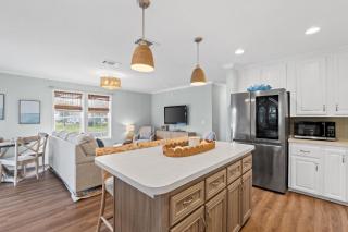 Pet Friendly Beach House - Hakuna Matata by Panhandle Getaways - Port Saint Joe - 2