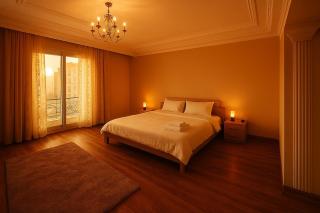 New Cairo Lazy boy l Hospital l Airport l 300sqm - Il Cairo - 3