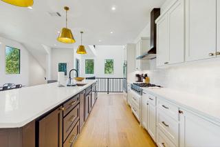 Cypress Paradise - Kingsland - 1