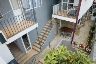Pine Garden Apartments - Tbilisi - 7