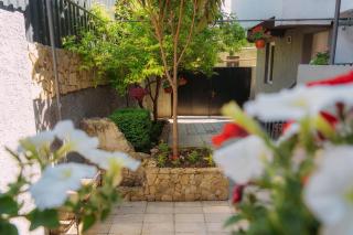 Pine Garden Apartments - Tbilisi - 8