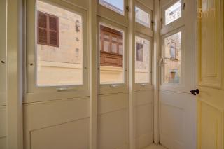 Suite Victory in Historic Birgu, A Touch of Maltese Tradition by 360 Estates - Birgu - 5
