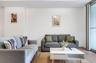 307B Next to Westfield nr train and bus station with Free Parking - Sydney - 9