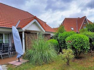 Ferienhaus Ostseecharme mit Sauna u Garten - Heiligenhafen - 0