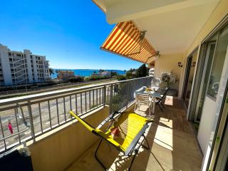 Charmant Appt de ville avec Vue mer près de Cannes 2, Actea 19 - Vallauris - 1