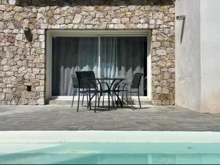 Jolie villa avec piscine - Monticello - 2