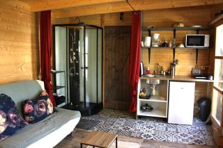 Chalet 3 en bois avec accès piscine - Nimes - 0