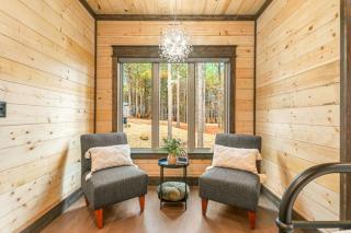 Hot tub Fire pit Games Sleeps 16 Huge Deck - 7