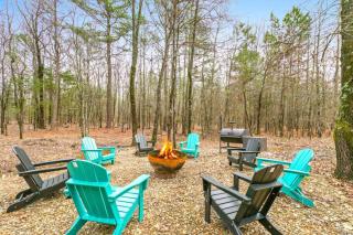 Hot tub Fire pit Games Sleeps 16 Huge Deck - 5