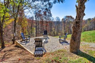 Private Lake Hot Tub Fire Pit 5 Min to Hollerwood - 4