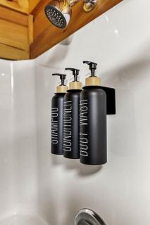 Private Lake Hot Tub Fire Pit 5 Min to Hollerwood - 1