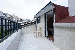 Family 3-Bedroom Duplex with Terrace and Elevator - Istanbul - 5