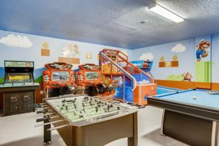 Outstanding 8BR Resort Pool Home Near Disney World - 7