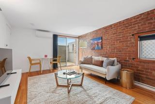 Studio Stay, Walk to City and Food - - 0