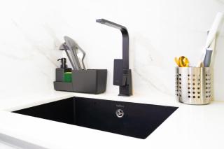 Luxury 1BR on High Floor JVC - 7