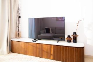 Luxury 1BR on High Floor JVC - 5