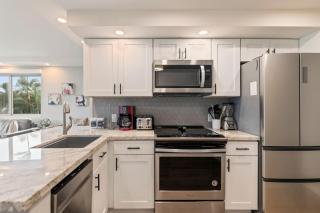 Beachfront Condo in Kihei - 3