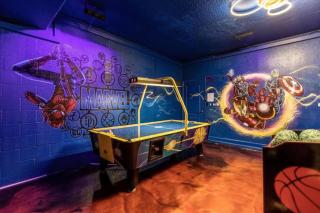 The Marvel Mansion 6BR Resort Pool Home By Disney - Davenport - 9