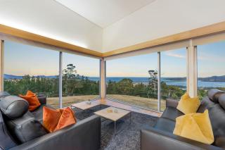 Marion Bay House, Luxury Retreat - Bream Creek - 6