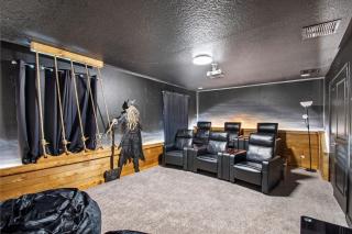 Incredible 8BR Resort Pool Home Near Disney World - Davenport - 2