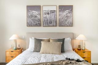 Waterfront Luxury in Opossum Bay - South Arm - 6