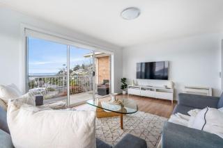 Spectacular View, Modern Comfort - Sandy Bay - 4