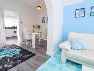 Anfield Stadium Short Stay and Free Parking - Liverpool - 3