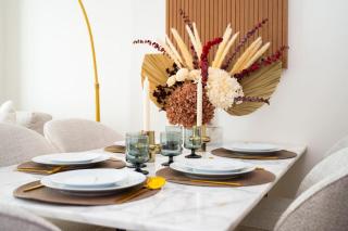 Onyx 1BR with Stunning City Views - 6