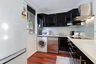 Lovely 1 bedroom unit with free parking - Free WIFI - Perth - 3