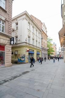 Royal Meeting Point Apartment - Sarajevo - 9