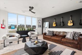 The Morgan Wallen Rooftop Luxury 4BD - Nashville - 0