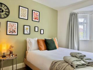 Vibrant Studio 30min to Central London & Free Wifi - 7