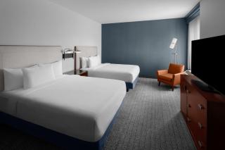 Courtyard by Marriott Santa Clarita Valencia - 4