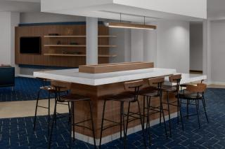 Courtyard by Marriott Santa Clarita Valencia - Valencia - 6