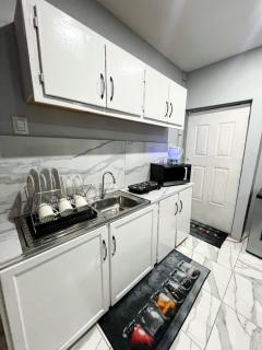 Cozy Apartment in Gated Community - Valsayn - 6