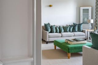 17 Market Place and The Vault - 3