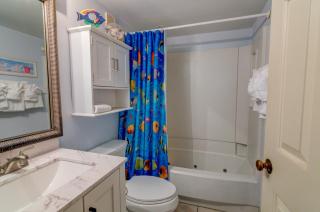 Spacious Balcony + Amenities - Myrtle Beach - 1