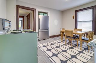4 Mi to Downtown Toledo Walkable Riverside Apt - Toledo - 2