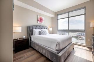 Gorgeous Apt w Harbor Views & Gym - - 2