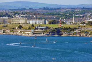 New Modern 1or2 Bed Room Apart ment With FREE Parking - Plymouth - 4