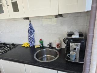 Cozy stay with beautiful balcony in Utrecht - IJsselstein - 5
