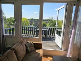 Cozy stay with beautiful balcony in Utrecht - IJsselstein - 4