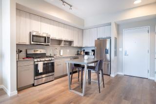 Modern Apt with Harbor Views -  - 6