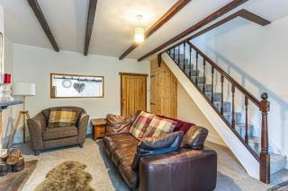Scenic 2 bedroom Cottage - 0